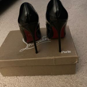 Christian Louboutin Pumps